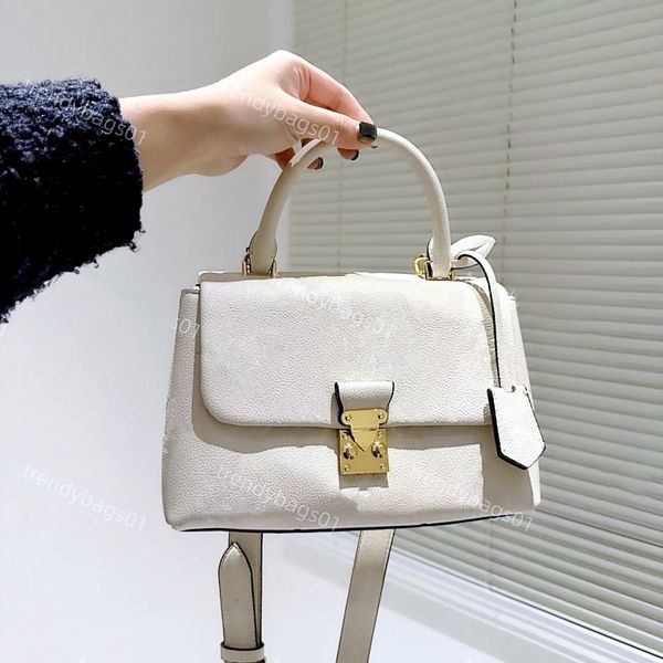 luxurys designers tote bag belt bag womens card anjou mini cross body mens wallets totes double sided shopping totes clutch hangbag pochette
luxurys designers tote bag belt bag womens card anjou mini cross body mens wallets totes double sided shopping totes clutch hangbag pochette