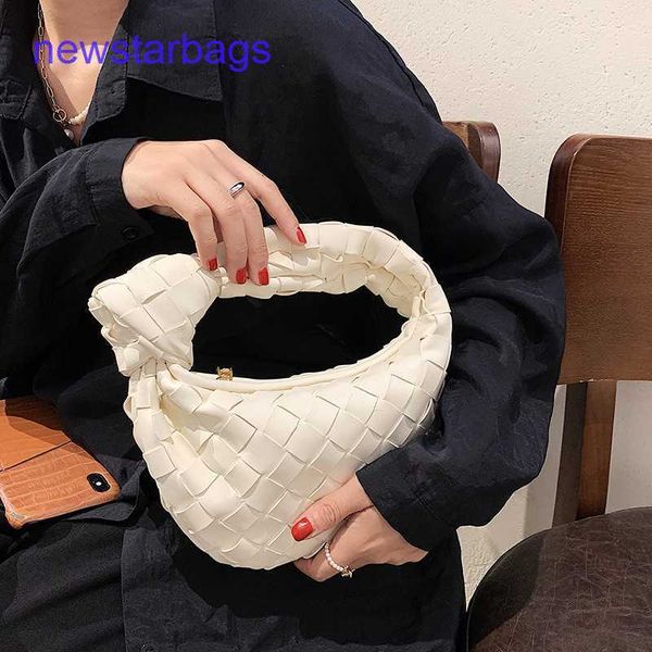 jodie bags designer bottegs venets online shop 2023 new net red ashigo same hand crescent woven ox horn underarm women's
jodie bags designer bottegs venets online shop 2023 new net red ashigo same hand crescent woven ox horn underarm women's