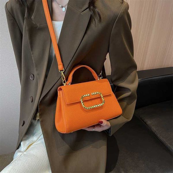 luxury handbags single-shoulder women's bag winter new style simple and fashionable cross-body small number of western-style leisure ha
luxury handbags single-shoulder women's bag winter new style simple and fashionable cross-body small number of western-style leisure ha