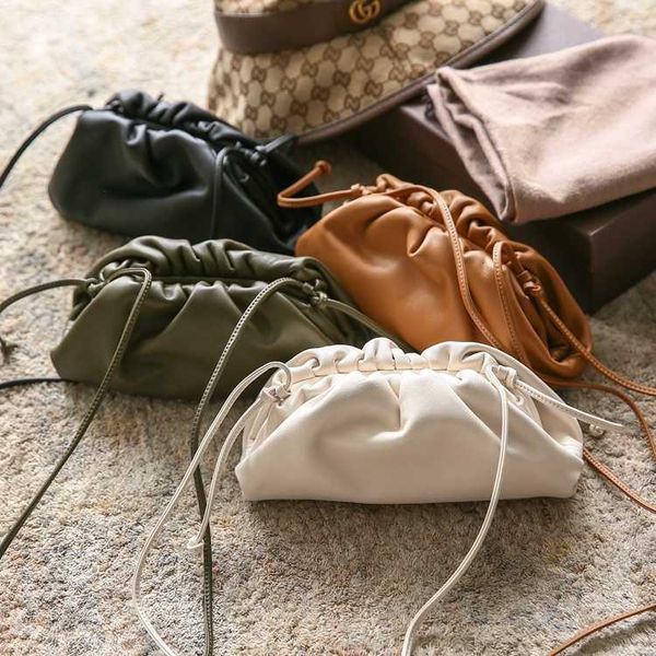 shoulder bags luxury designer ladies clutch soft ladies shoulder bags small crossbody bags fashion women handbags crossbody bags g230210
shoulder bags luxury designer ladies clutch soft ladies shoulder bags small crossbody bags fashion women handbags crossbody bags g230210