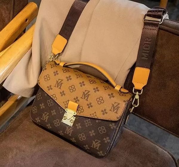 2022 rs shoulder bags women handbag oxidizing leather pochette elegant messenger bag luxury crossbody shopping purses tote
2022 rs shoulder bags women handbag oxidizing leather pochette elegant messenger bag luxury crossbody shopping purses tote