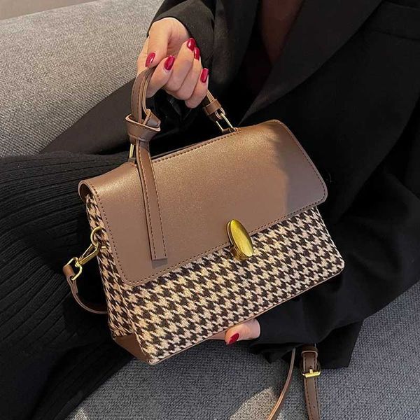 shoulder bags houndstooth small pu leather shoulder crossbody bags with short handle for women 2022 hit winter simple handbags and purses g2
shoulder bags houndstooth small pu leather shoulder crossbody bags with short handle for women 2022 hit winter simple handbags and purses g2