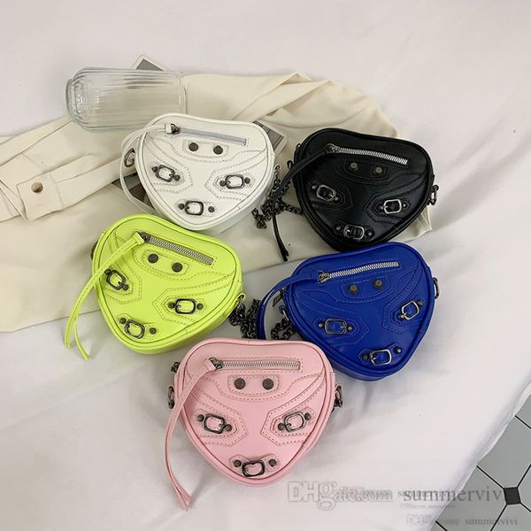 fashion kids pu leather messenger locomotive girls love heart handbags children metals chain one shoulder bag, Black
fashion kids pu leather messenger locomotive girls love heart handbags children metals chain one shoulder bag, Black