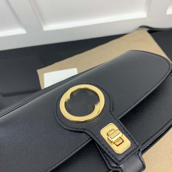 messenger bags handbags classic fashion leather messenger shopping bag original box code cross body shoulder wallet fashion famous brand wom
messenger bags handbags classic fashion leather messenger shopping bag original box code cross body shoulder wallet fashion famous brand wom