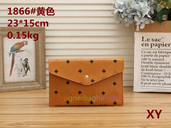 designers clutch bags classic fashion woman zippy belt clutch bag luxurys women wristlet phone purse mini pochette accessoires handbag pouch
designers clutch bags classic fashion woman zippy belt clutch bag luxurys women wristlet phone purse mini pochette accessoires handbag pouch
