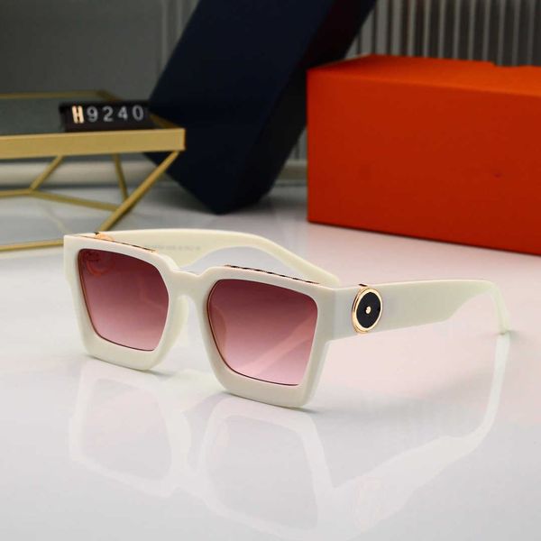 quay sunglasses adumbral designer sun glasses luxury gold dot cycling eyewear women men brand sunglasses black red full frame with box, White;black
quay sunglasses adumbral designer sun glasses luxury gold dot cycling eyewear women men brand sunglasses black red full frame with box, White;black
