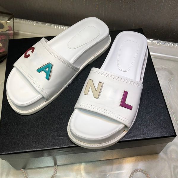 22ss womens sandals platform heels 4.5cm with letter quilted texture sheepskin slippers flip flops slip-on sliders mules summer beach shoes, Black
22ss womens sandals platform heels 4.5cm with letter quilted texture sheepskin slippers flip flops slip-on sliders mules summer beach shoes, Black