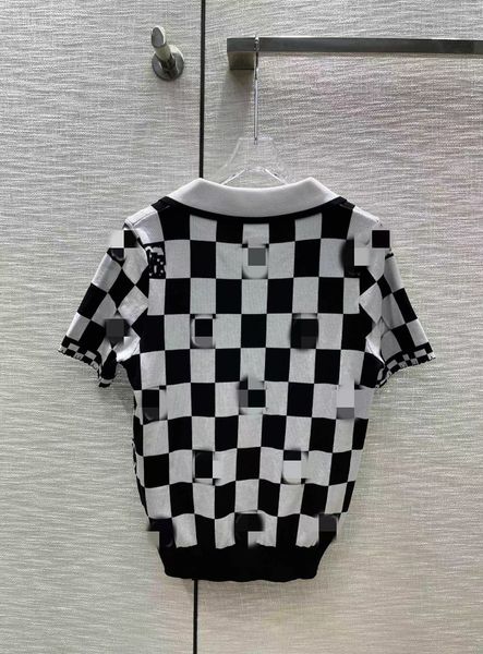 women's sweaters designer 2023 spring summer milan runway v neck short sleeve high end jacquard pullover 021r01v, White;black
women's sweaters designer 2023 spring summer milan runway v neck short sleeve high end jacquard pullover 021r01v, White;black