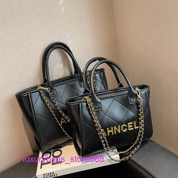 handbag store clearance wholesale spring small fragrant bag women's 2023 new fashion high capacity tote portable chain one shoulder cro
handbag store clearance wholesale spring small fragrant bag women's 2023 new fashion high capacity tote portable chain one shoulder cro