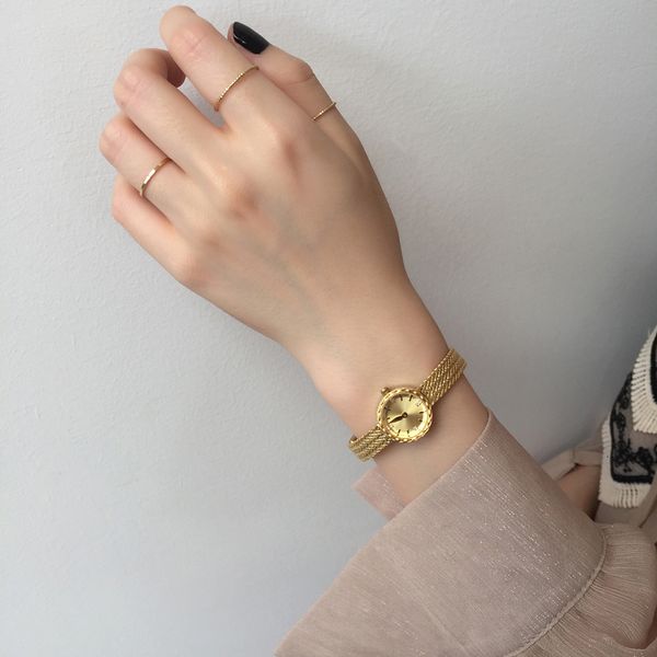 wristwatches vintage gold japanese movement maisui ins style leisure fashion quartz 230211, Slivery;brown
wristwatches vintage gold japanese movement maisui ins style leisure fashion quartz 230211, Slivery;brown