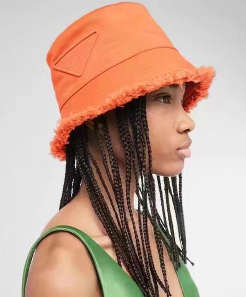 2023ss luxury designer bucket hat summer men's women's wide brim hats straw triangle fuzzy hat sun prevent for women no box, Blue;gray
2023ss luxury designer bucket hat summer men's women's wide brim hats straw triangle fuzzy hat sun prevent for women no box, Blue;gray