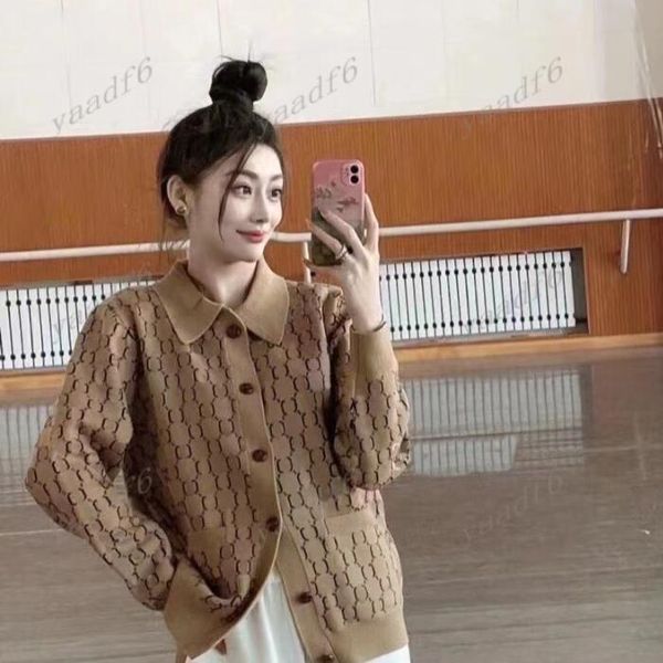 spring designer high-end women's sweater luxury net red the same style classic g letter jacquard retro polo neck button cardigan, White;black
spring designer high-end women's sweater luxury net red the same style classic g letter jacquard retro polo neck button cardigan, White;black