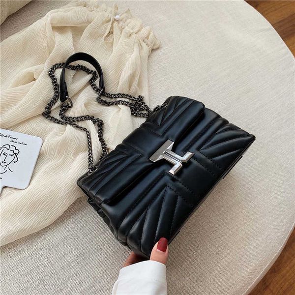 qwertyui45 totes luxury design shoulder bags women crossbody bags 2022 new vintage handbags ladies messenger bags female purses 021123h
qwertyui45 totes luxury design shoulder bags women crossbody bags 2022 new vintage handbags ladies messenger bags female purses 021123h