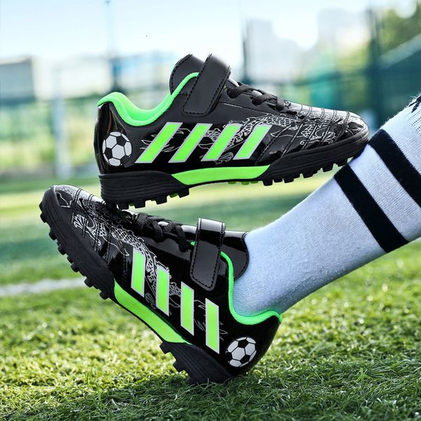 safety shoes boys football blue orange children soccer sport training antislippery kids footwears 692 230211, Black;brown
safety shoes boys football blue orange children soccer sport training antislippery kids footwears 692 230211, Black;brown