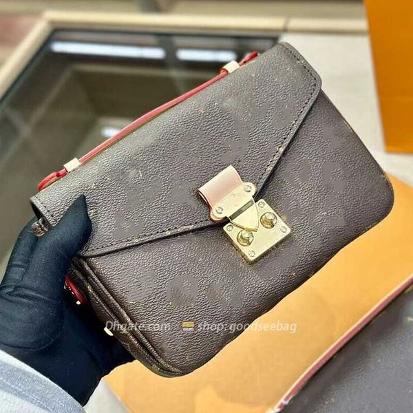 loveyou bag fashion designer square flap underarm hobo cross body genuine leather shoulder bags handbag genuine leather envelope
loveyou bag fashion designer square flap underarm hobo cross body genuine leather shoulder bags handbag genuine leather envelope
