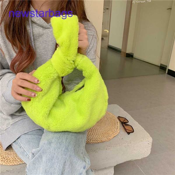 jodie bags designer bottegs venets online shop 2023 autumn and winter new women's woolen knotting cloud hand holding dum
jodie bags designer bottegs venets online shop 2023 autumn and winter new women's woolen knotting cloud hand holding dum