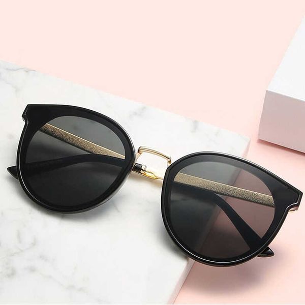 sunglasses new fashion cat eye sunglasses woman luxury bee sun glasses female brand designer metal gradient mirror vintage oculos de sol l23, White;black
sunglasses new fashion cat eye sunglasses woman luxury bee sun glasses female brand designer metal gradient mirror vintage oculos de sol l23, White;black