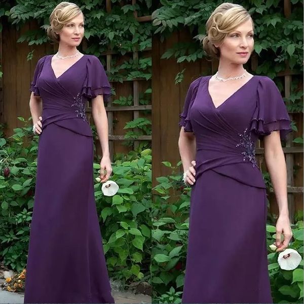 latest elegant mermaid mother of the bride dresses short sleeves wedding party dresses v neckline beaded, Black;red
latest elegant mermaid mother of the bride dresses short sleeves wedding party dresses v neckline beaded, Black;red