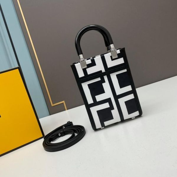 mini totes bags women small handbags crossbody shoulder bags black hard handle purse open shop bag leather lettering wallets removable strap
mini totes bags women small handbags crossbody shoulder bags black hard handle purse open shop bag leather lettering wallets removable strap