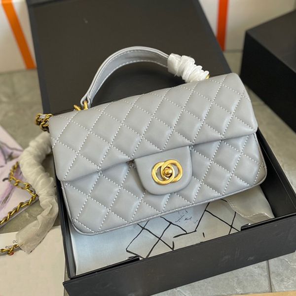 designer bags handle mini classic flap bag crossbody bag luxury fashion women leather handbag wallet diamond lattice 20cm
designer bags handle mini classic flap bag crossbody bag luxury fashion women leather handbag wallet diamond lattice 20cm