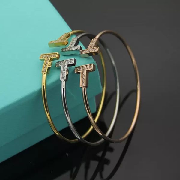 ladies and men s gold bracelets white shells highly polished fashionable diamond-studded couples bracelets ladies party gifts wholesale., Black
ladies and men s gold bracelets white shells highly polished fashionable diamond-studded couples bracelets ladies party gifts wholesale., Black