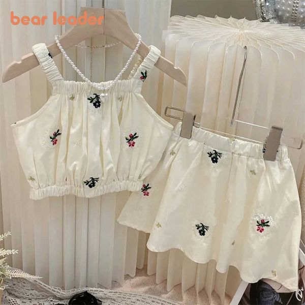 sets bear leader little girl summer korean children's clothing embroidered suit girl's suspender shirt skirt pants twopiece set, White
sets bear leader little girl summer korean children's clothing embroidered suit girl's suspender shirt skirt pants twopiece set, White
