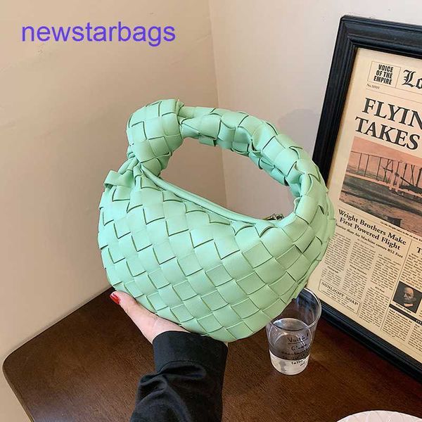 jodie bags designer bottegs venets online shop bag women's new fashion woven hand-held lovely solid makaron small versatile hand
jodie bags designer bottegs venets online shop bag women's new fashion woven hand-held lovely solid makaron small versatile hand