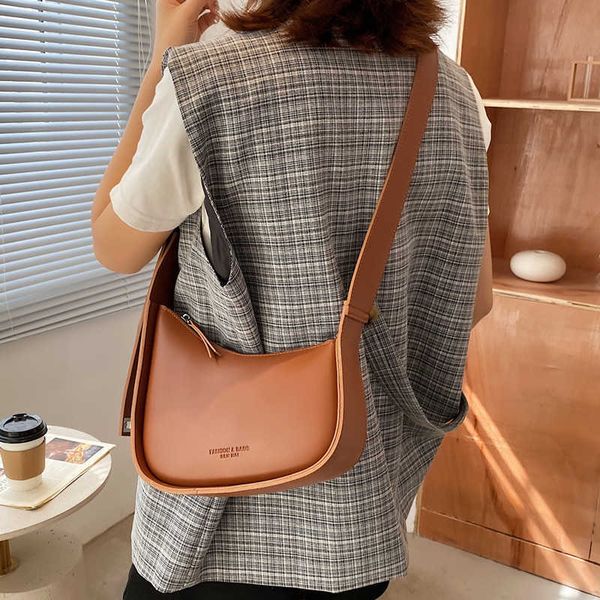 shoulder bags 2022 female bag leather shoulder bag women casual satchels wide straps fashion bag handbag luxury crossbody bags for women g23
shoulder bags 2022 female bag leather shoulder bag women casual satchels wide straps fashion bag handbag luxury crossbody bags for women g23