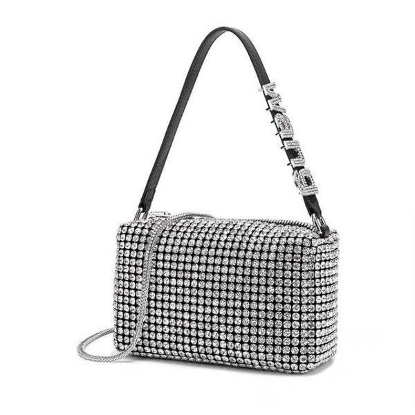 shoulder bags mini bags for women real leather luxury brand handbags small female hand bag tote 2022 trend tote purse little bag g230210
shoulder bags mini bags for women real leather luxury brand handbags small female hand bag tote 2022 trend tote purse little bag g230210