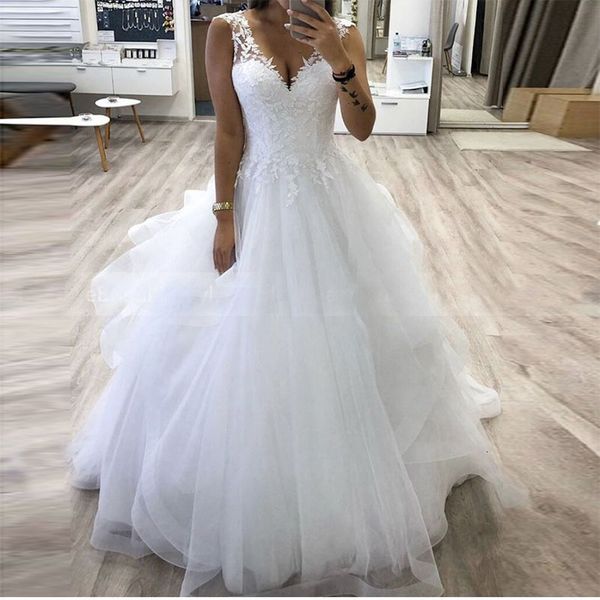 party dresses zj9210 v neck princess ball gown wedding with tiered tulle skirt white customize bride winter bridal gowns 230211, White;black
party dresses zj9210 v neck princess ball gown wedding with tiered tulle skirt white customize bride winter bridal gowns 230211, White;black