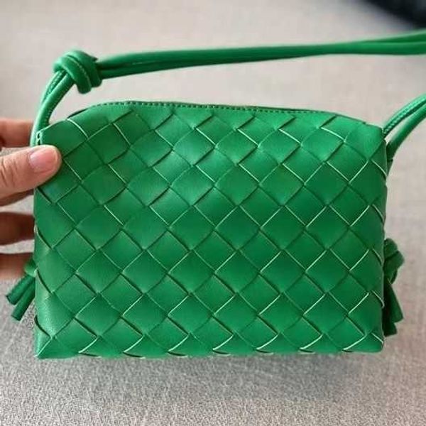 bottegas bags woven bucket bag women crossbody shoulder bags interior fashion letters genuine leather clip closure solid color brand handbag
bottegas bags woven bucket bag women crossbody shoulder bags interior fashion letters genuine leather clip closure solid color brand handbag