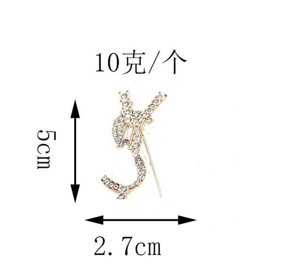 famous design brand luxurys desinger brooch women rhinestone pearl letter brooches suit pin jewelry decoration, Gray
famous design brand luxurys desinger brooch women rhinestone pearl letter brooches suit pin jewelry decoration, Gray