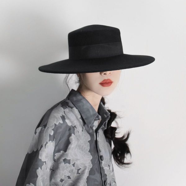 cloches british retro fedora hat women men elegant flat artificial wool blend church lady's fascinator jazz cap autumn winter 230211, Blue;gray
cloches british retro fedora hat women men elegant flat artificial wool blend church lady's fascinator jazz cap autumn winter 230211, Blue;gray