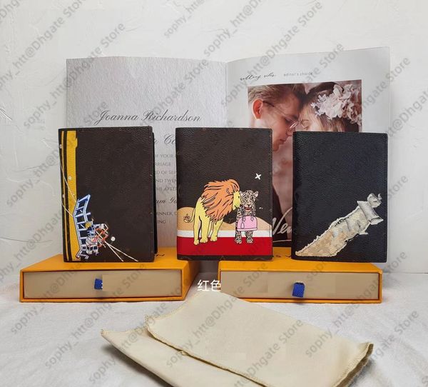 new styles mens women passport holder lady wallet flower printed silk screen cards holders original leather bags purse covers for passports, Brown;gray
new styles mens women passport holder lady wallet flower printed silk screen cards holders original leather bags purse covers for passports, Brown;gray