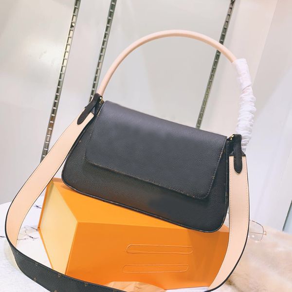 7a designer bags flower letter round handle women underarm handbags wide shoulder strap baguette purse
7a designer bags flower letter round handle women underarm handbags wide shoulder strap baguette purse