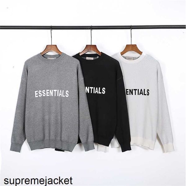 double thread essentials chest yarn dyed letter knitted round neck pullover, White;black
double thread essentials chest yarn dyed letter knitted round neck pullover, White;black