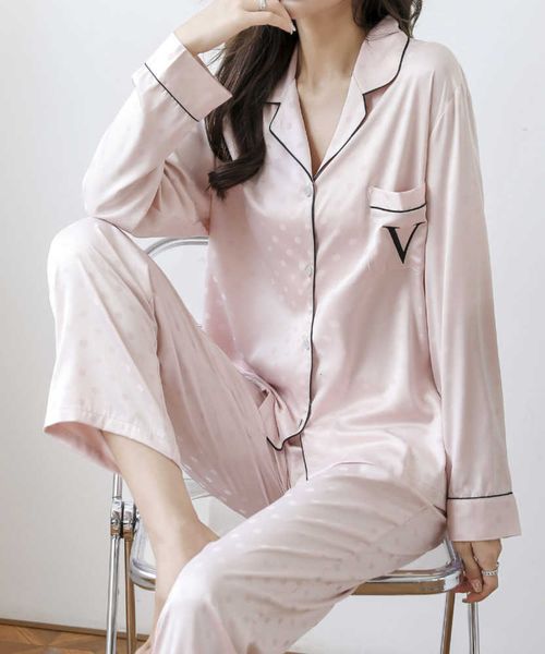 new silk pink dot jacquard embroidery v long sleeve pants home suit pajamas large summer women
new silk pink dot jacquard embroidery v long sleeve pants home suit pajamas large summer women