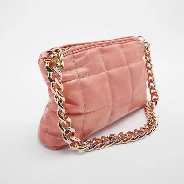 shoulder bags soft gold metal chain pu women embroidered bag color matching chain decorative shoulder bag shopping school bags g230210
shoulder bags soft gold metal chain pu women embroidered bag color matching chain decorative shoulder bag shopping school bags g230210