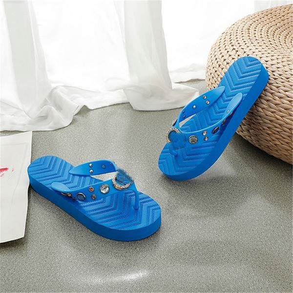 fashion slippers 2023 luxury design summer ggity men and women flat shoes thick sole leather rubber letter logo casual cartoon slippers 02-0, Black
fashion slippers 2023 luxury design summer ggity men and women flat shoes thick sole leather rubber letter logo casual cartoon slippers 02-0, Black