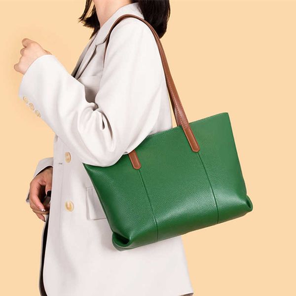 shoulder bags genuine leather large capacity tote bag soft cow leather shoulder messenger bag for women 2022luxury ladies handbag g230210
shoulder bags genuine leather large capacity tote bag soft cow leather shoulder messenger bag for women 2022luxury ladies handbag g230210