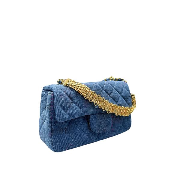 2023 upgraded denim fabric fashion shoulder bag designer women's handbag luxury crossbody bag metal lock logo
2023 upgraded denim fabric fashion shoulder bag designer women's handbag luxury crossbody bag metal lock logo