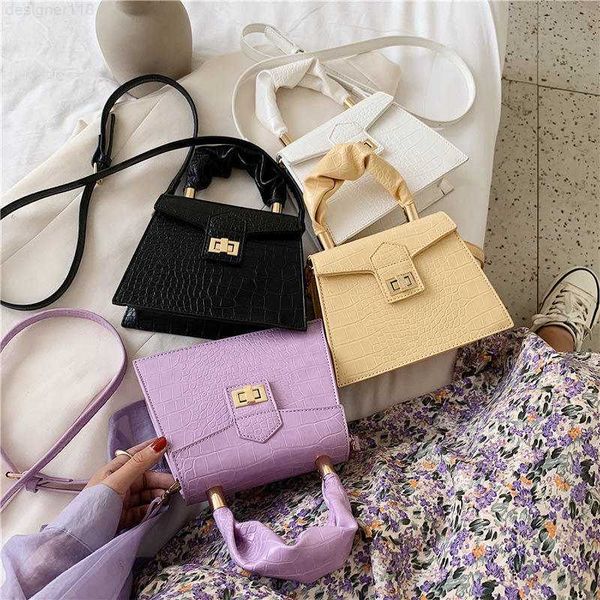 new arrival fashion design pu leather handbags customized brand synthetic trendy leather tote bag for women
new arrival fashion design pu leather handbags customized brand synthetic trendy leather tote bag for women