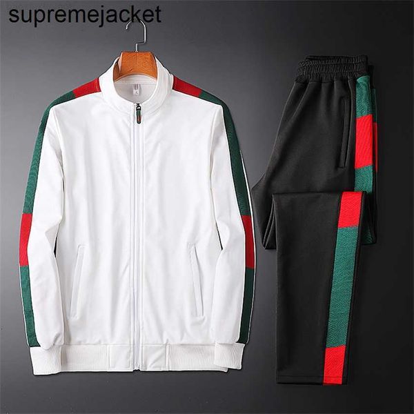 2020 new spring autumn men's pullover hooded tracksuits drawstring casual 2-piece sets printing long-sleeved fashion sportswear, Gray
2020 new spring autumn men's pullover hooded tracksuits drawstring casual 2-piece sets printing long-sleeved fashion sportswear, Gray