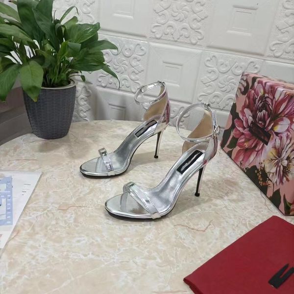 womens high heeled fashion patent leather sandals luxury designer dress shoes .5cm gold thin heel summer ankle strap our size 34-43 with b, Black
womens high heeled fashion patent leather sandals luxury designer dress shoes .5cm gold thin heel summer ankle strap our size 34-43 with b, Black