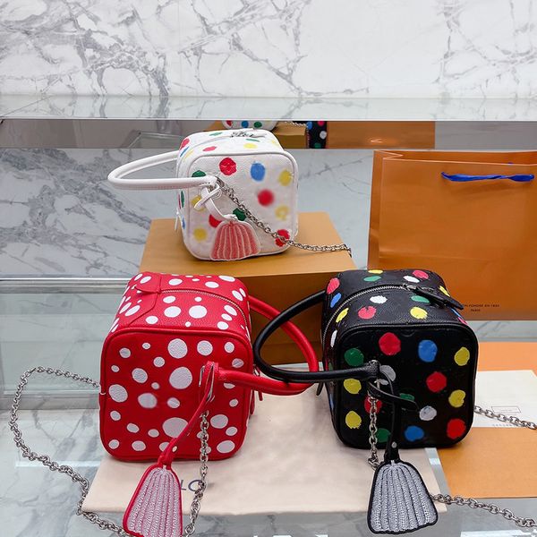 designers iv classic mini square shoulder bags clutch handbags france brand genuine leather embossing crossbody bag fashion old flower women
designers iv classic mini square shoulder bags clutch handbags france brand genuine leather embossing crossbody bag fashion old flower women