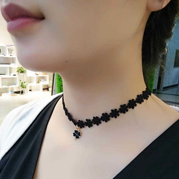 pendant necklaces neck ornament collarbone female black clover chain collar accessories korean version short necklace choker, Silver
pendant necklaces neck ornament collarbone female black clover chain collar accessories korean version short necklace choker, Silver