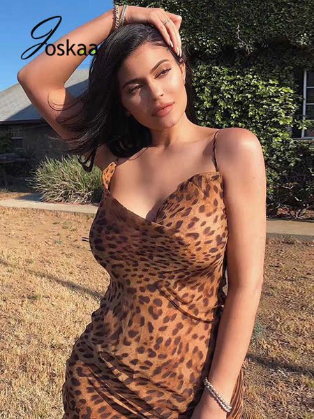 party dresses joskaa spaghetti strap sleeveless summer streetwear 2021 holiday long vacation leopard printed backless dress for women t23021, White;black
party dresses joskaa spaghetti strap sleeveless summer streetwear 2021 holiday long vacation leopard printed backless dress for women t23021, White;black