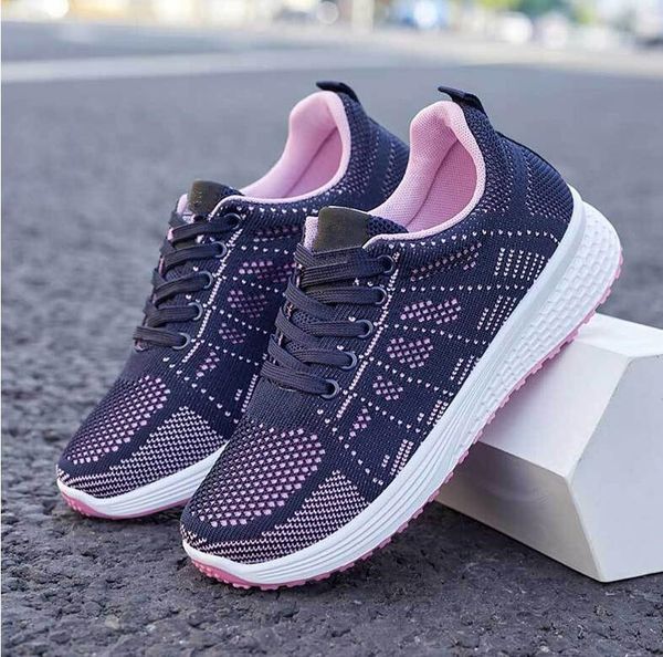 dress shoes 2023 running men lightweight breathable outdoor sports sneakers 230211, Black
dress shoes 2023 running men lightweight breathable outdoor sports sneakers 230211, Black