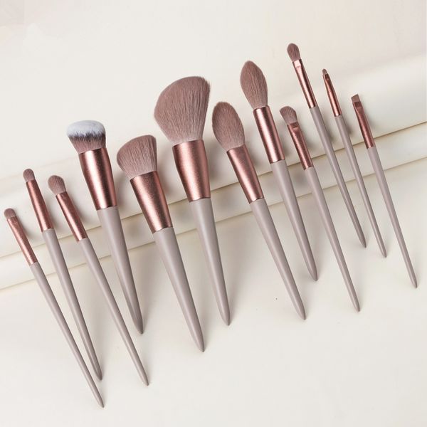 eye shadow 12pcs makeup brushes set foundation powder make up tools kit blush highlighter eyeshadow eyebrow eyes concealer lips 230211
eye shadow 12pcs makeup brushes set foundation powder make up tools kit blush highlighter eyeshadow eyebrow eyes concealer lips 230211