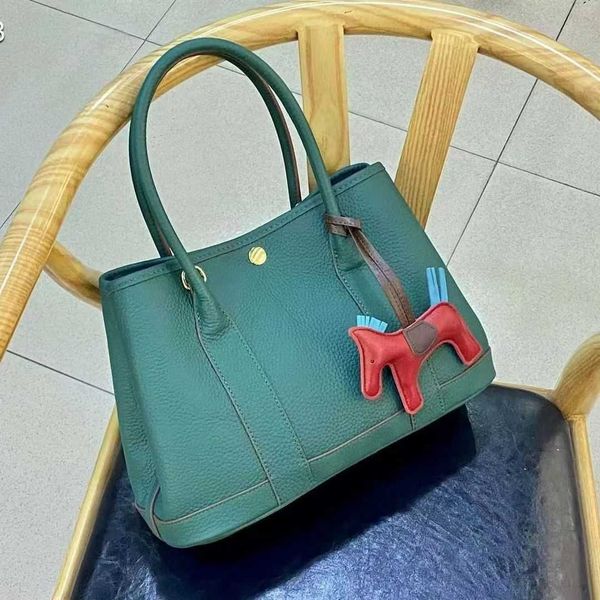 factory wholesale designer h ormes totes handbags high-grade cow leather tc feel online garden bag commuting handbag tote have logo
factory wholesale designer h ormes totes handbags high-grade cow leather tc feel online garden bag commuting handbag tote have logo